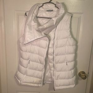 Athleta Women’s Puffer Vest Size Large